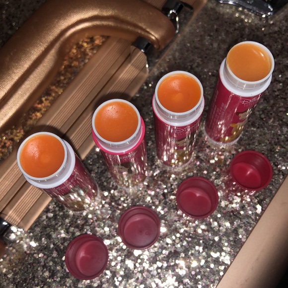 New Disney Princess Belle Lip Balm Set - Raspberry - Picture 10 of 15